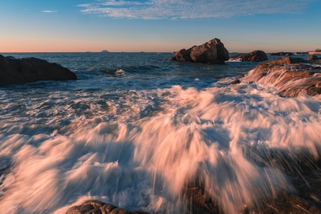 海滩-波浪-岩石-海浪-大海 图片素材