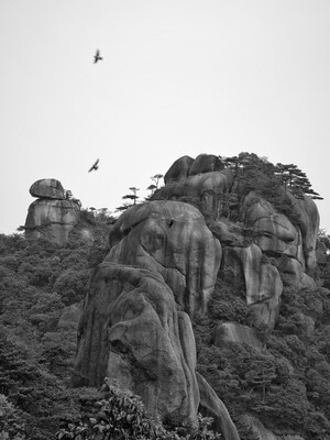 名山-奇石-名胜-风景-慢门 图片素材