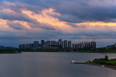 光影高新青春赋能-兴隆湖-兴隆湖-城市-湖泊 图片素材