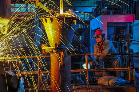 工业-炼钢-钢花-工人-纪实 图片素材