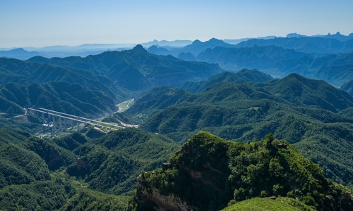 太行山-高速路-旅行-绿色-手机拍 图片素材