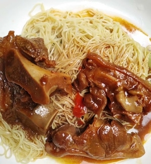 生活-食物-食物-美食-猪脚面 图片素材