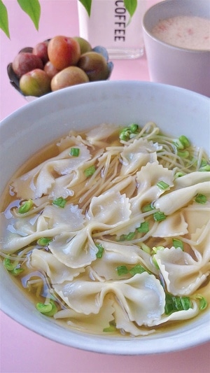 食物-小而美-宅家美食-iphone7p-生活里的仪式感 图片素材