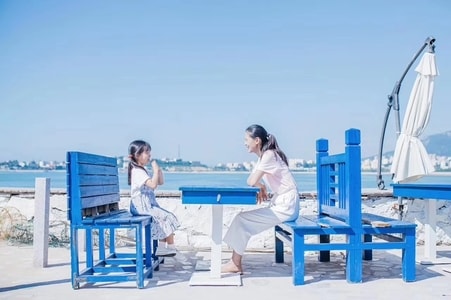 陪伴-人像写真-旅行-户外-女人 图片素材