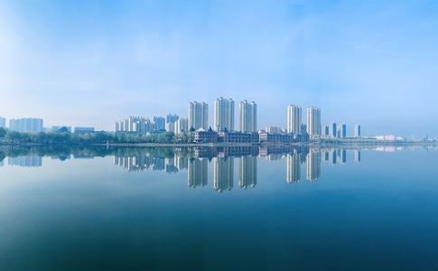 手机摄影-景色-城市-倒影-湖泊 图片素材