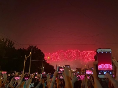 7日打卡挑战-风光-烟花-焰火-夜景 图片素材