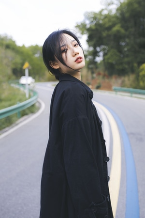深夜摄影教室-人像-色彩-自然-女孩 图片素材