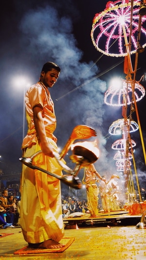 旅行-印度-瓦拉纳西-恒河夜祭-恒河夜祭 图片素材