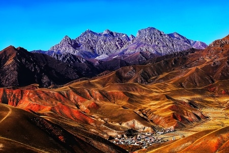 青海-祁连山-村庄-风景-风景 图片素材