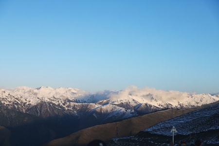 雅安-达瓦-天空-雪山-达瓦 图片素材
