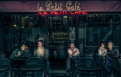 尘世烟火-街头-巴黎-雨-咖啡馆 图片素材