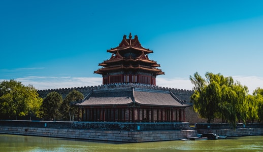 扫街-玩儿-钟楼-建筑-古建筑 图片素材