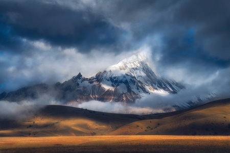 尘世烟火-我要上封面-旅行-风光-雪山 图片素材