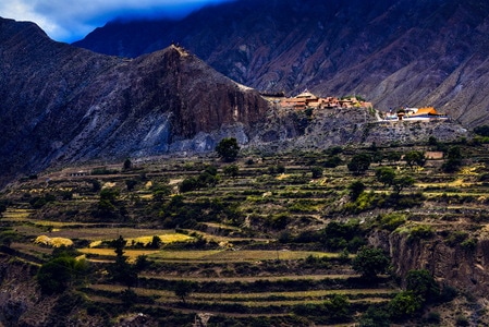 黄南藏族自治州-风光-自然-梯田-大山 图片素材