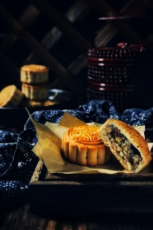 手机摄影-美食-月饼-食物-美食 图片素材