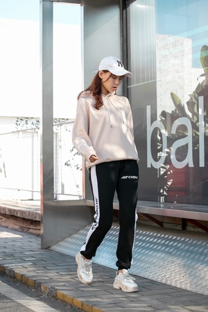 美女-周杰伦-人像-美女-女性 图片素材
