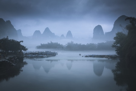 桂林-漁船-水面-風光-湖 图片素材