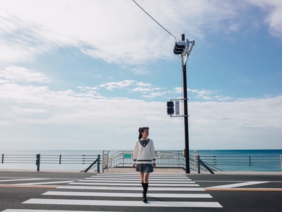 怎么拍好女朋友-少女-旅行-人像-杆 图片素材