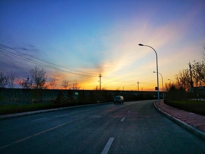 风景-道路-车道-路灯-霞光 图片素材