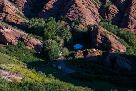 新疆-石河子-紫泥泉山脉-多姿多彩-风景 图片素材