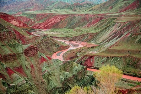 新疆昌吉-努尔加大峡谷-千沟万壑-五彩缤纷-风景 图片素材