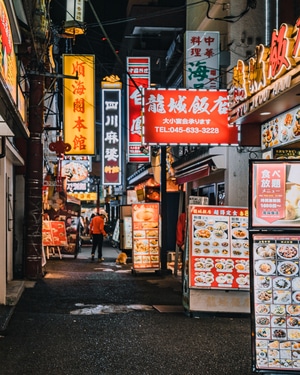 夜色-决定性瞬间-街拍-街头摄影-扫街 图片素材