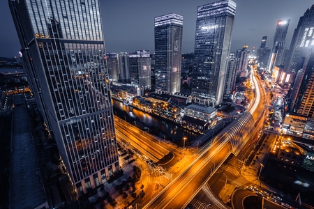 武汉-楚河汉街-夜-延时-十字路口 图片素材