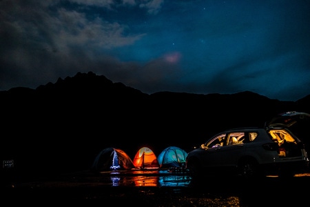 旅行-风景-露营-夜景-小轿车 图片素材