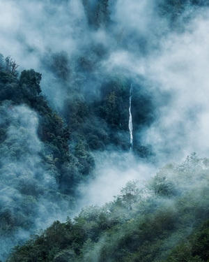 云雾缭绕-怒江州-独龙江-高黎贡山-风景 图片素材
