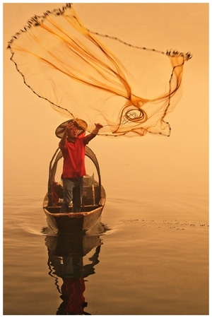 风光-晨光-渔民-渔船-渔网 图片素材