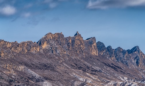 长城-山峰-险峻-蓝天-白云 图片素材