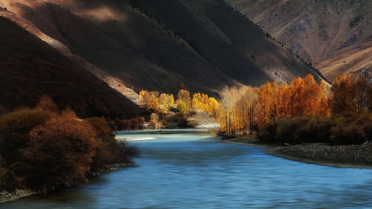 光影-山水-小河-山水-自然 图片素材