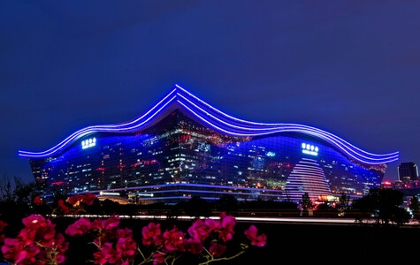 看你的城市-我和我的祖国-红色-夜景拍摄-成都 图片素材