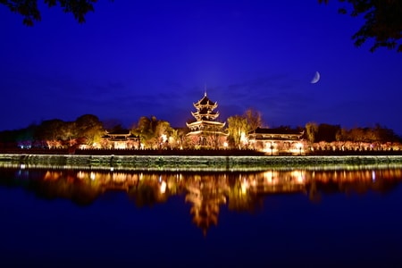 夜景拍摄-城市地标-望江楼-河水-河流 图片素材