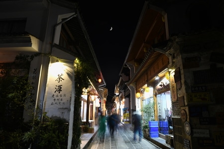 云南-夜色-夜景拍摄-街巷-古镇 图片素材