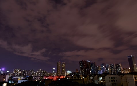 街拍-城市-季节-气候-城市 图片素材