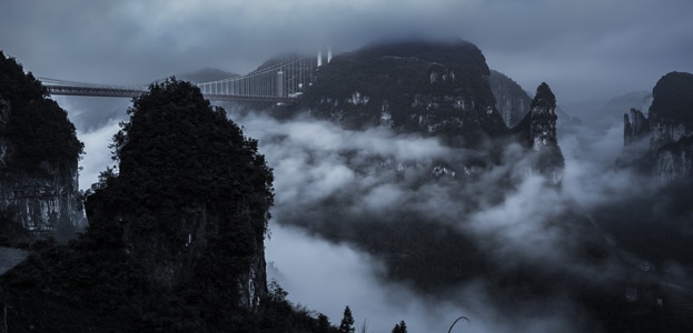 风光-嘎努鳥-山谷-山石-云雾 图片素材