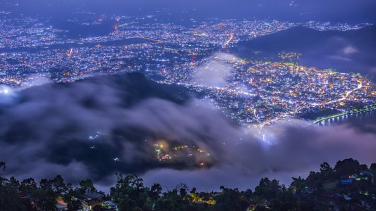 夜景-云雾-城市风光-城市-高楼 图片素材