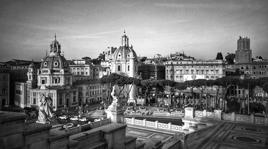 罗马-意大利-黑白-街拍-建筑 图片素材