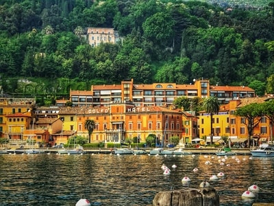 garda-largo-italy-风景-树林 图片素材