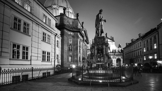 黑白-布拉格-雕塑-雕像-建筑 图片素材