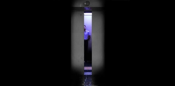人-电梯-电梯-男性-男人 图片素材
