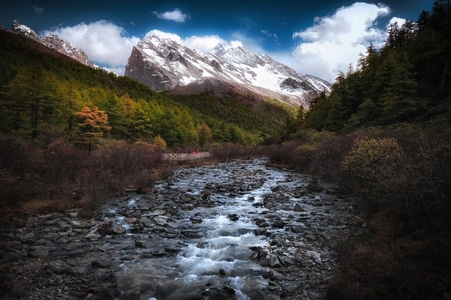 稻城亚丁-雪山-高原-生态-情绪 图片素材