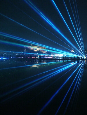 人间百味-旅拍-公园摄影-光束-夜景 图片素材