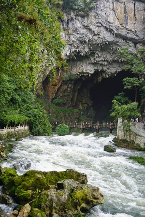 旅拍-在路上-风光-旅行-喀斯特 图片素材