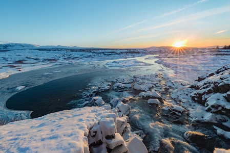 北极圈-冬日-冰岛-北欧-旅行 图片素材