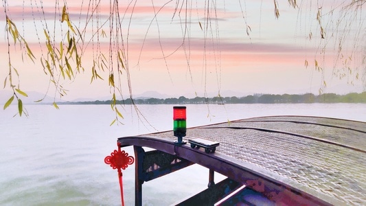 社区小蜜蜂-摄会主义-风景-湖水-湖面 图片素材