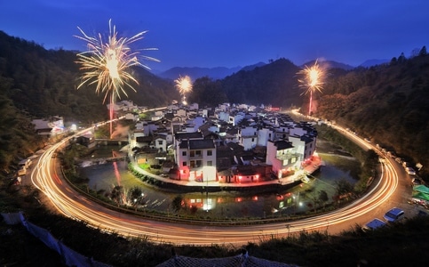 夜色-纪实-房屋-建筑-烟花 图片素材