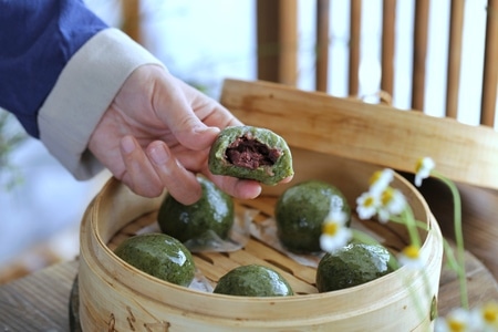 宅家美食-红豆沙-艾草-美食静物摄影-青团 图片素材