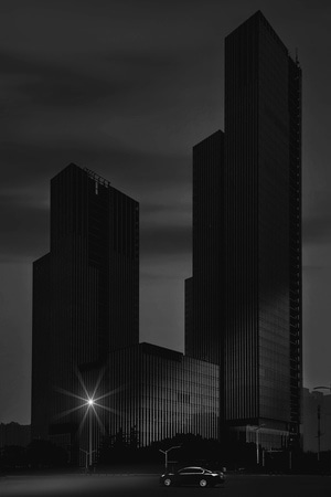 黑白-街拍-光影-夜-城市 图片素材